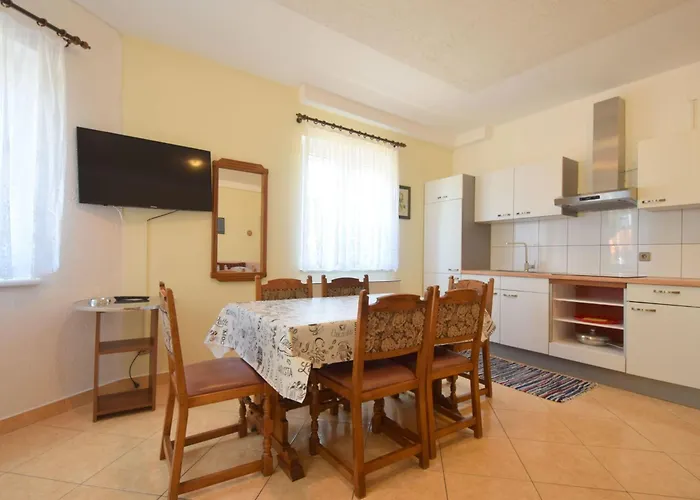 Frane 3 By Interhome